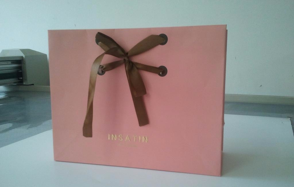 紙袋是生活中不可缺少的一部分 紙袋是生活中不可缺少的一部分