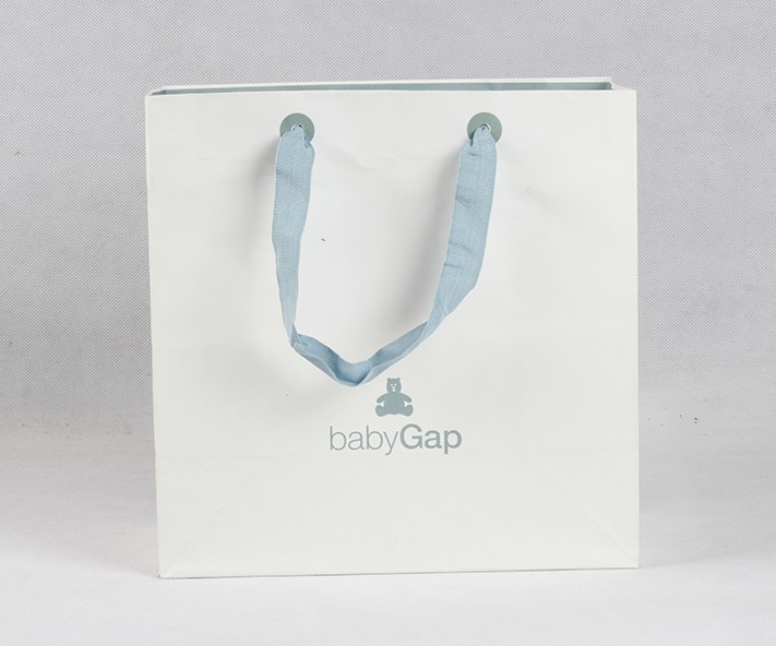 那些年，手提紙袋廠家用來(lái)固定提手的方式