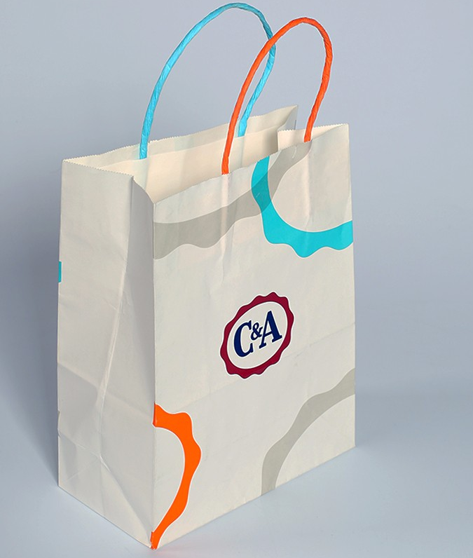 服裝紙袋定制高度的問題也比較棘手 服裝紙袋定制高度的問題也比較棘手