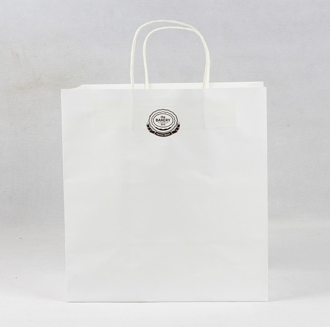 中外思維在紙袋定制設計中的差異